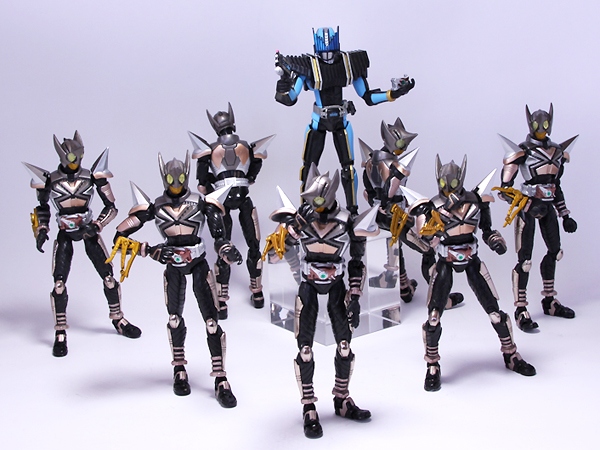 ���ʃ��C�_�[�p���`�z�b�p�[